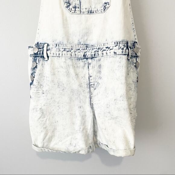 Forever 21 + Plus denim shorts overalls blue acid wash size 1X - Picture 5 of 6